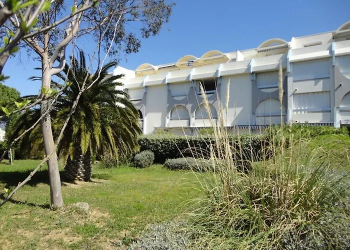 Διαμέρισμα 2 Pieces Avec Grande Terrasse, Climatisation, Piscine Et Parking Au Grau-du-roi - Fr-1-307-139 Le Grau-du-Roi